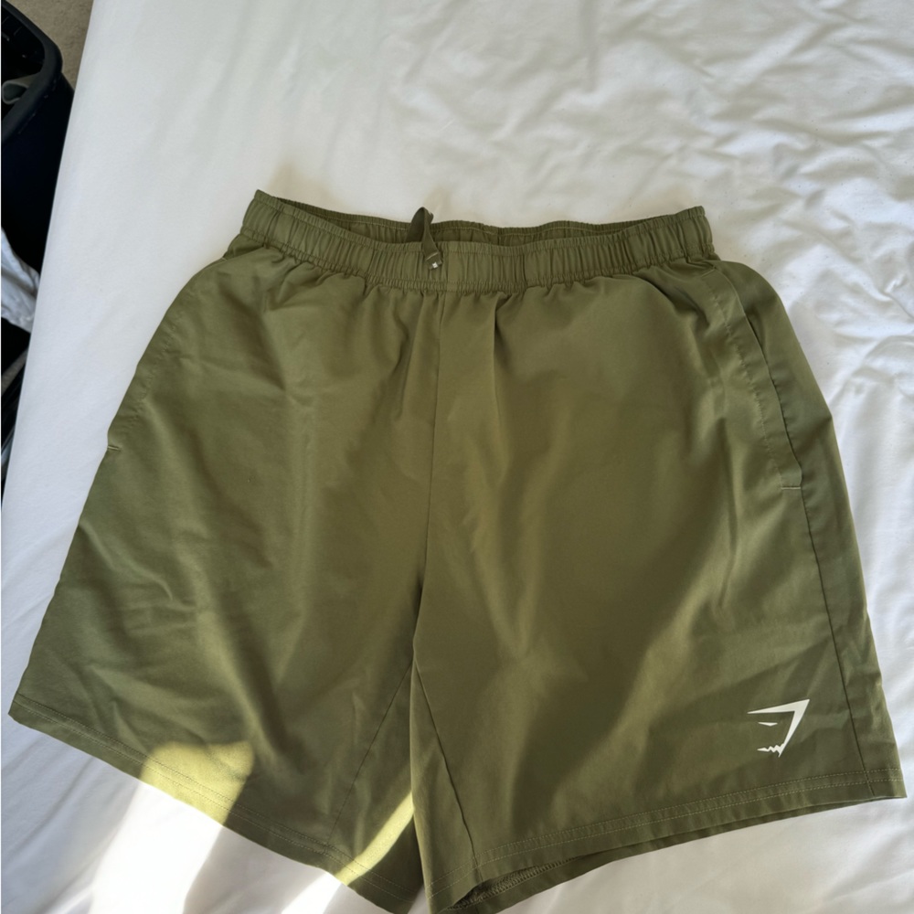 Gymshark men’s medium shorts